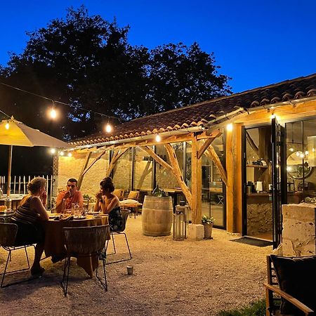 Dome Insolite Lichen Jacuzzi Et Petits-Dejeuners Inclus Gondrin Bagian luar foto
