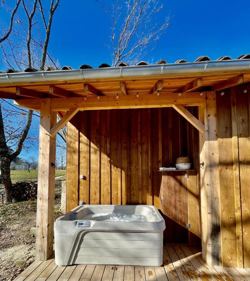 Dome Insolite Lichen Jacuzzi Et Petits-Dejeuners Inclus Gondrin Bagian luar foto